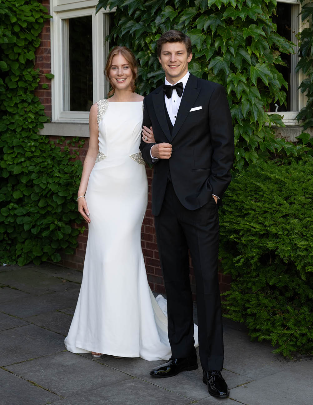 Black Peak Marzotto Suit Style 3400